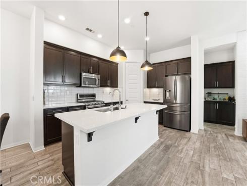 119  Plateau  , Irvine, CA