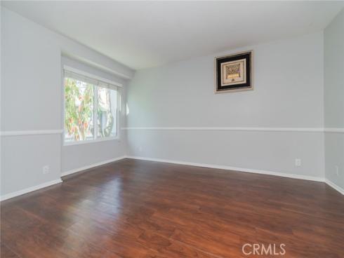 83 Huntington 278 , Irvine, CA