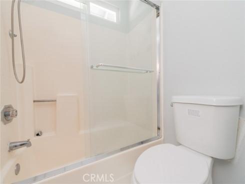 83 Huntington 278 , Irvine, CA