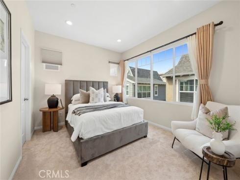 101  Newington  , Irvine, CA