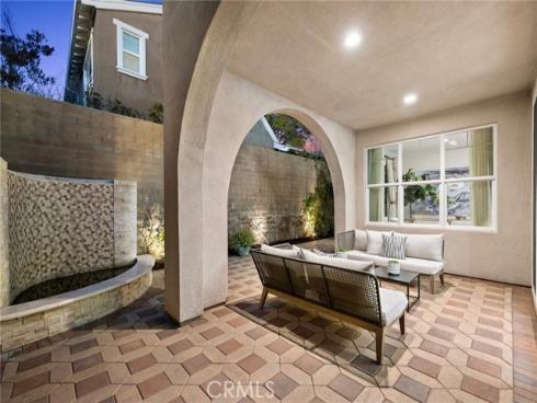 101  Newington  , Irvine, CA