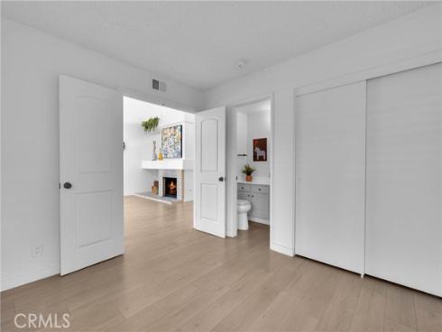 94  Smokestone  , Irvine, CA