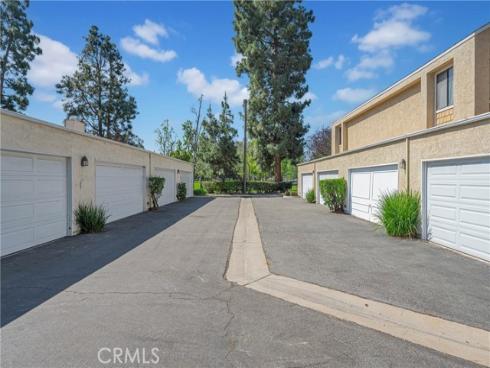 94  Smokestone  , Irvine, CA