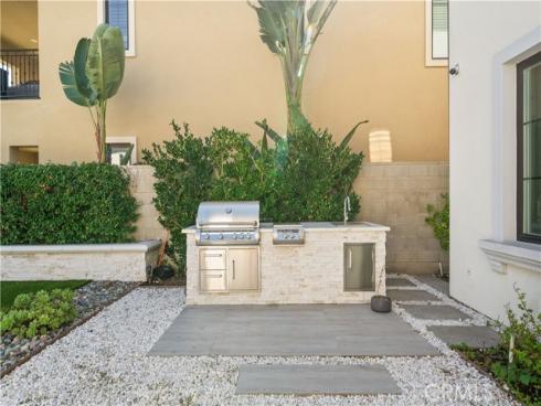 57  Kite  , Irvine, CA