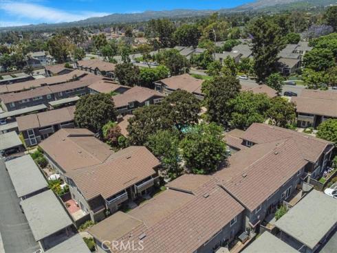 229  Springview  , Irvine, CA