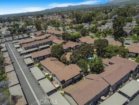 229  Springview  , Irvine, CA