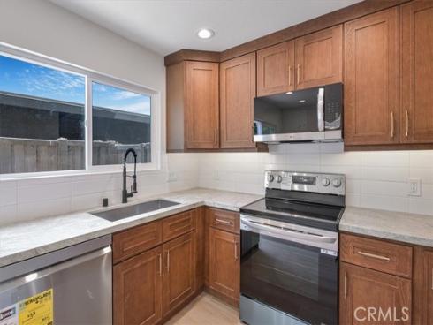 229  Springview  , Irvine, CA