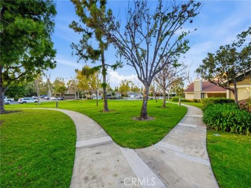 3  Wintergreen  , Irvine, CA