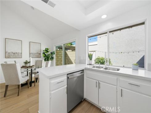 3  Wintergreen  , Irvine, CA