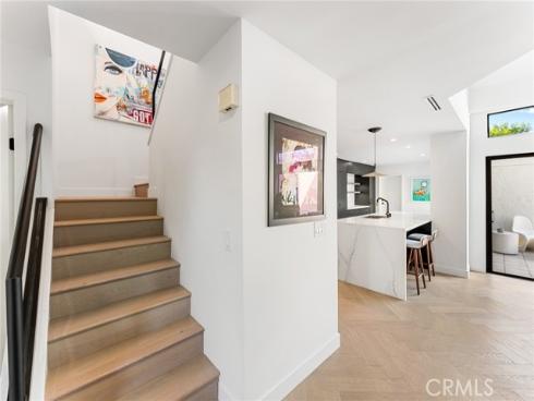 45  Morena  , Irvine, CA