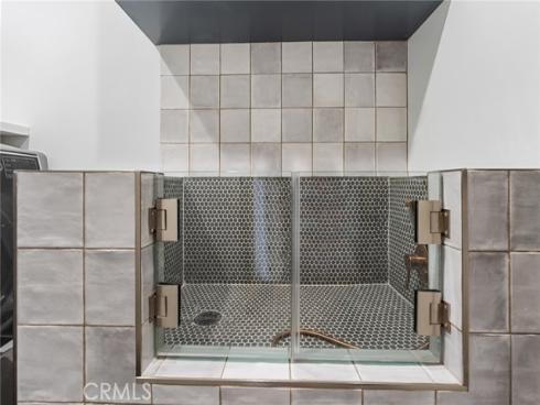 45  Morena  , Irvine, CA