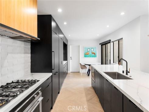 45  Morena  , Irvine, CA