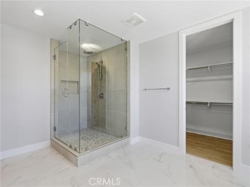 140  Creation  , Irvine, CA