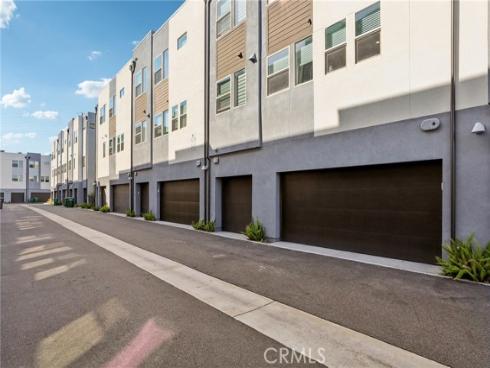 337  Placemark  , Irvine, CA