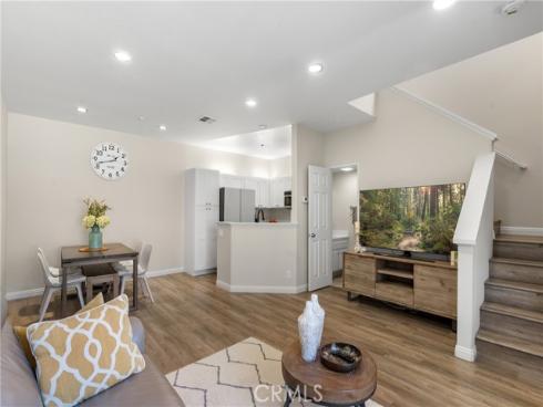 311  Falcon Creek  , Irvine, CA