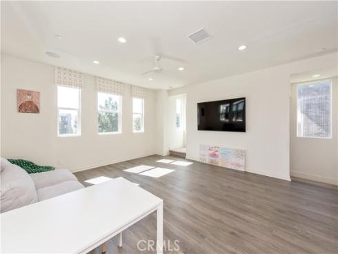 131  Mirth  , Irvine, CA