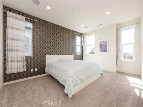 131  Mirth  , Irvine, CA