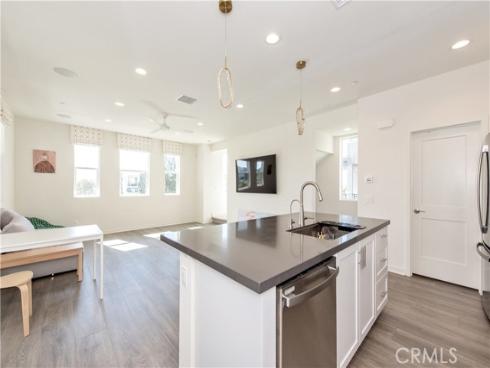 131  Mirth  , Irvine, CA