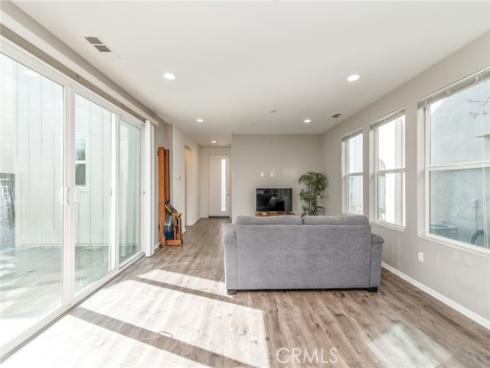 149  Acamar  , Irvine, CA