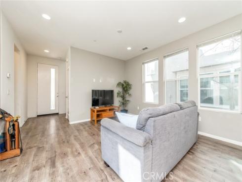 149  Acamar  , Irvine, CA