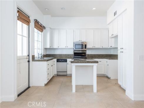 46  Middlebury  , Irvine, CA