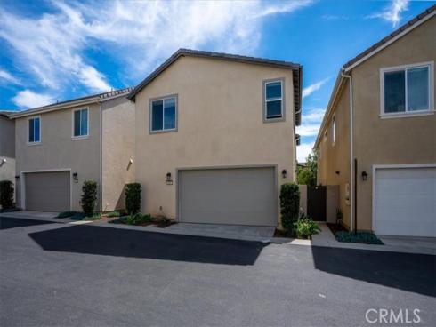 138  Chorus  , Irvine, CA