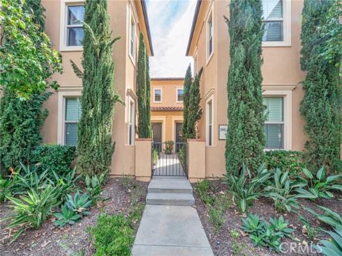 202  Bishop Landing  , Irvine, CA