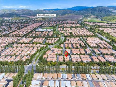 202  Bishop Landing  , Irvine, CA