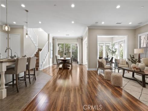 79  Thornapple  , Irvine, CA