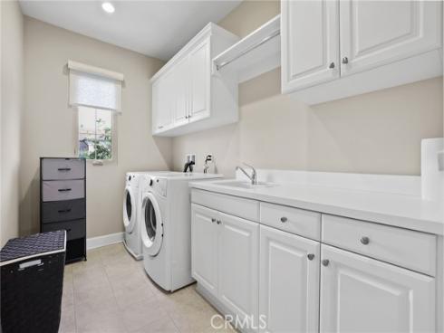 79  Thornapple  , Irvine, CA