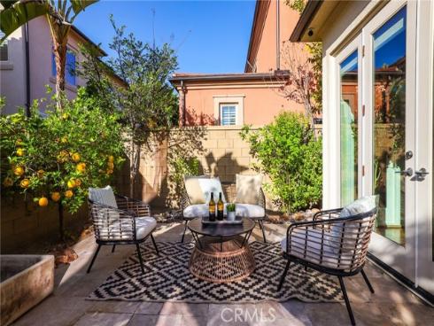 79  Thornapple  , Irvine, CA