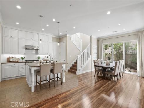 79  Thornapple  , Irvine, CA