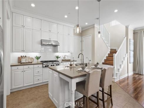 79  Thornapple  , Irvine, CA