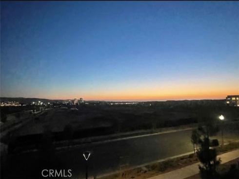 458  Loon  , Irvine, CA