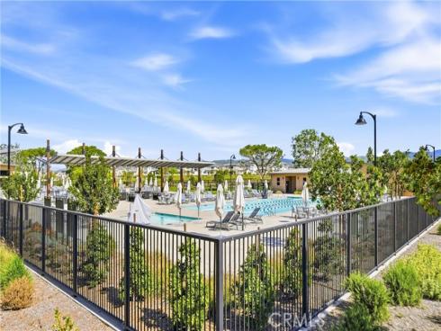 458  Loon  , Irvine, CA