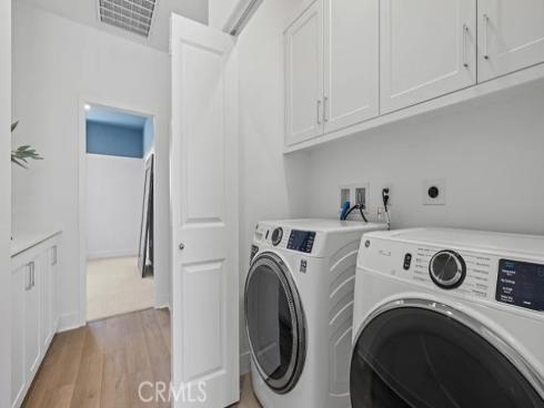 832  Sonia  , Irvine, CA