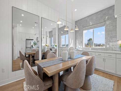 832  Sonia  , Irvine, CA