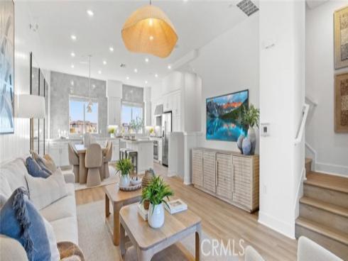 832  Sonia  , Irvine, CA