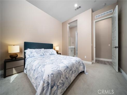 120  Gemini  , Irvine, CA