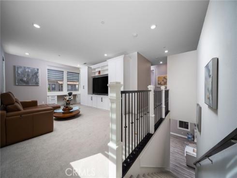 120  Gemini  , Irvine, CA