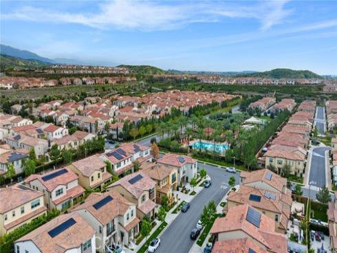 120  Gemini  , Irvine, CA