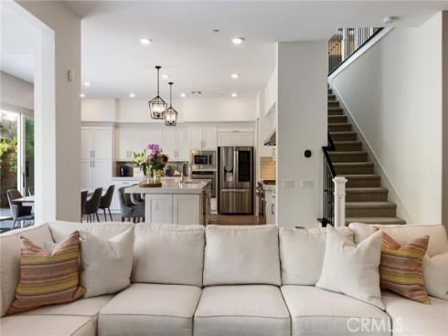 120  Gemini  , Irvine, CA