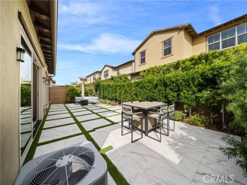 120  Gemini  , Irvine, CA