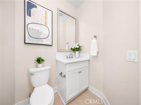 79  Pelican  , Irvine, CA