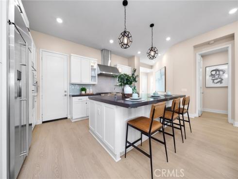 79  Pelican  , Irvine, CA