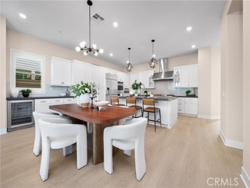 79  Pelican  , Irvine, CA