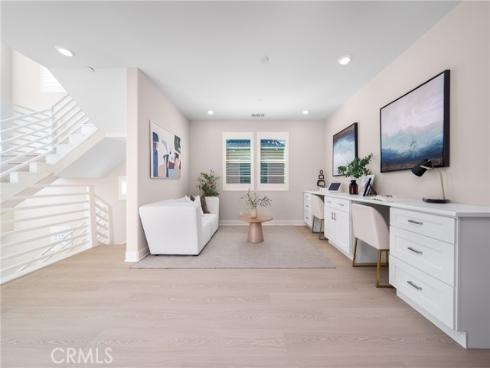 79  Pelican  , Irvine, CA