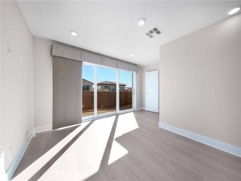 79  Pelican  , Irvine, CA