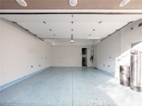 79  Pelican  , Irvine, CA