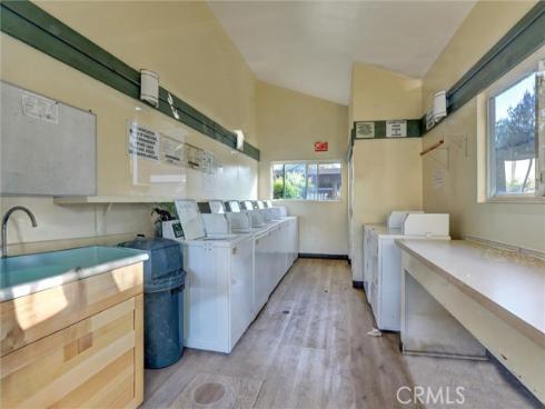 93  Streamwood  , Irvine, CA